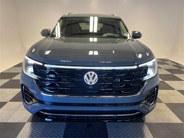 new 2025 Volkswagen Atlas car, priced at $52,577