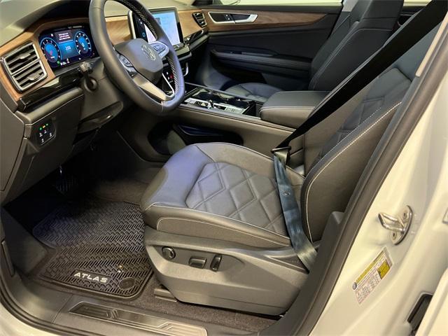 new 2026 Volkswagen Atlas car, priced at $46,150