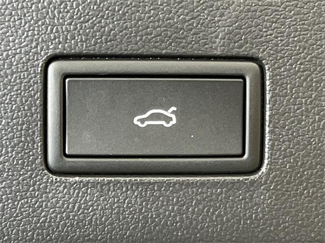 new 2026 Volkswagen Atlas Cross Sport car, priced at $50,279