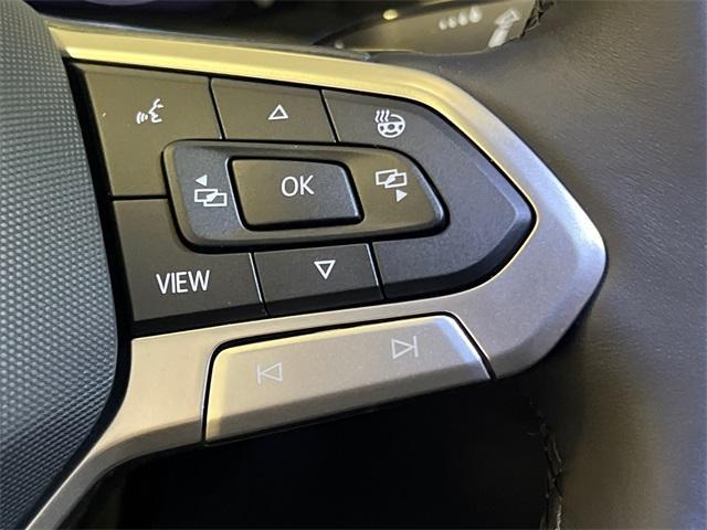 new 2026 Volkswagen Atlas Cross Sport car, priced at $50,279