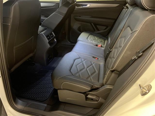 new 2025 Volkswagen Atlas Cross Sport car, priced at $42,437
