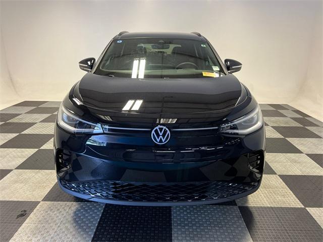 new 2024 Volkswagen ID.4 car, priced at $40,479