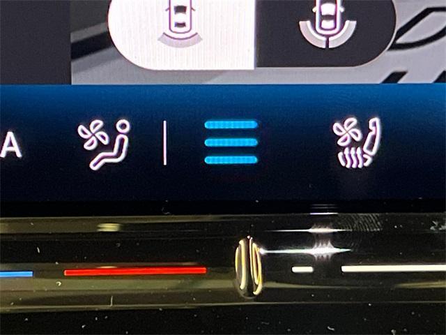 new 2025 Volkswagen ID.4 car, priced at $46,264