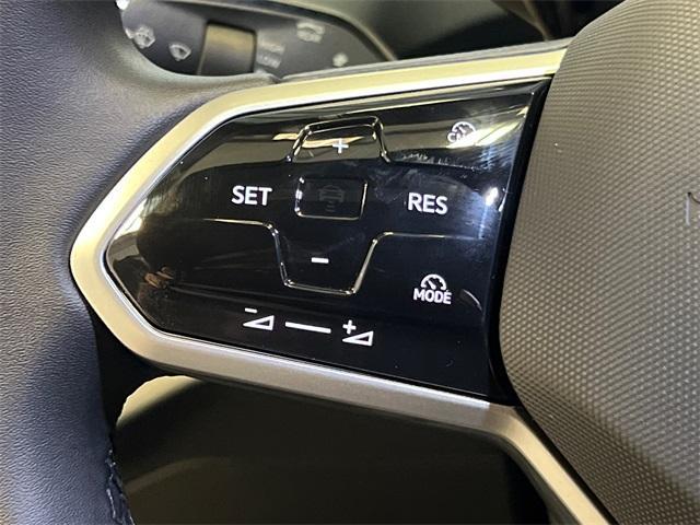 new 2025 Volkswagen ID.4 car, priced at $46,264