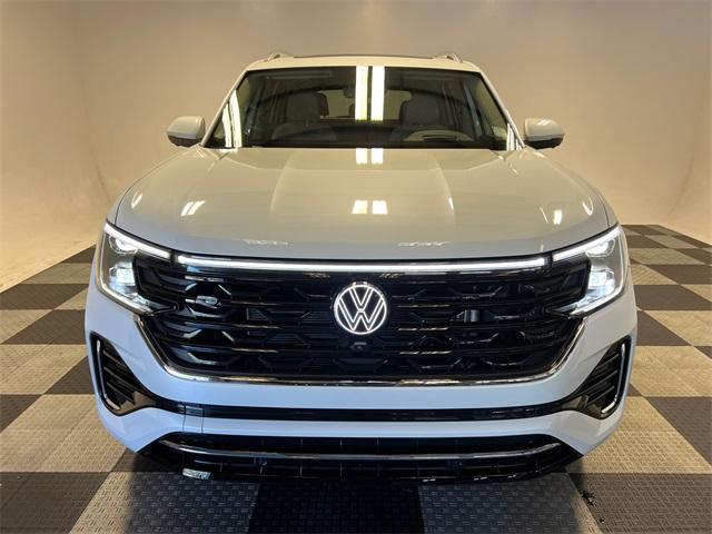 new 2026 Volkswagen Atlas car, priced at $54,635