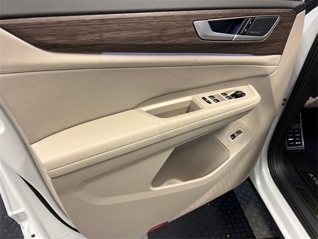 new 2026 Volkswagen Atlas car, priced at $54,635