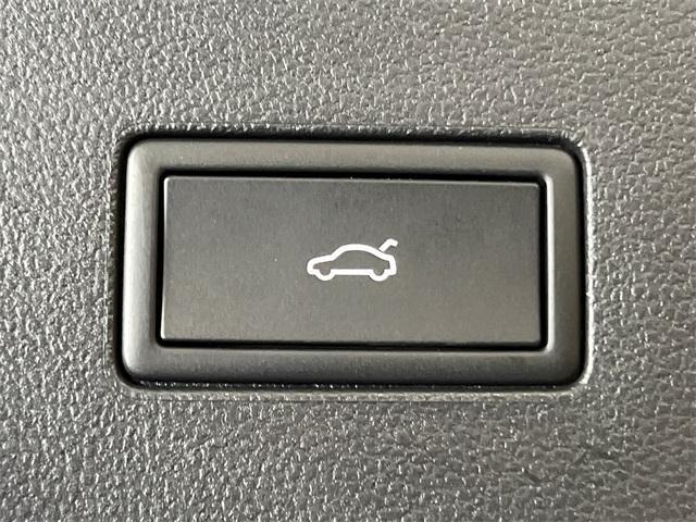 new 2026 Volkswagen Atlas car, priced at $54,635