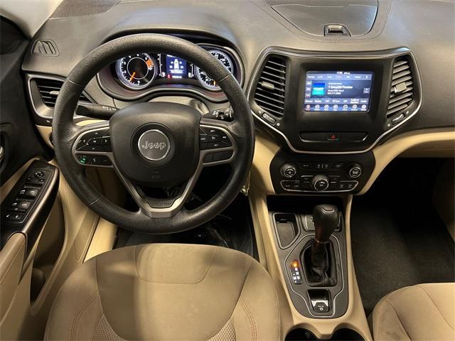 used 2019 Jeep Cherokee car, priced at $9,997