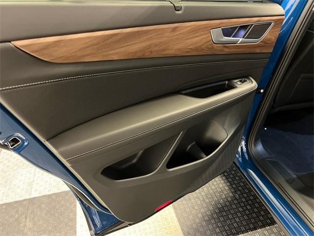 new 2026 Volkswagen Atlas car, priced at $43,305