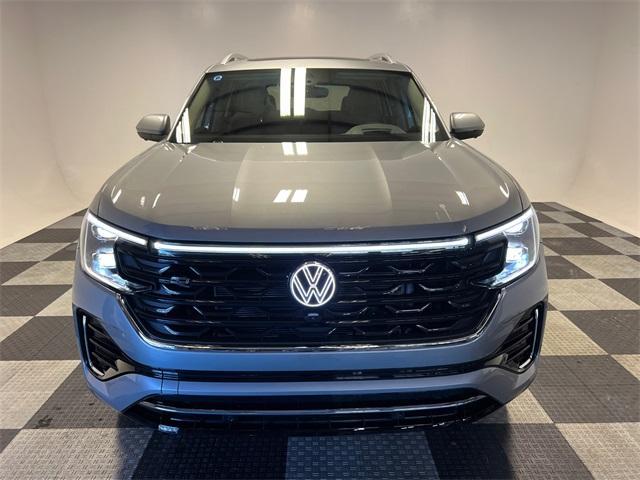 new 2025 Volkswagen Atlas car, priced at $52,738