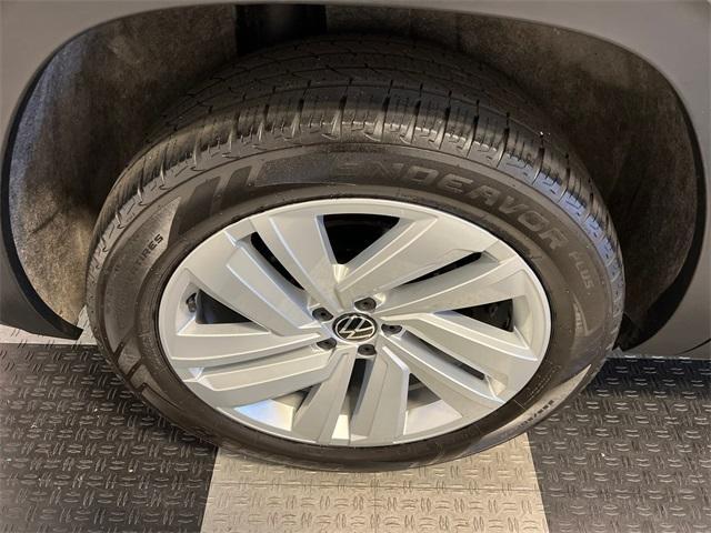 used 2021 Volkswagen Atlas car, priced at $24,697