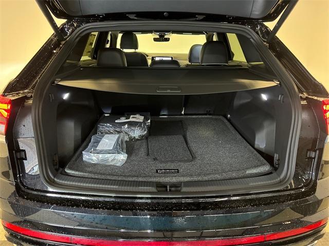 new 2026 Volkswagen Atlas Cross Sport car, priced at $51,824