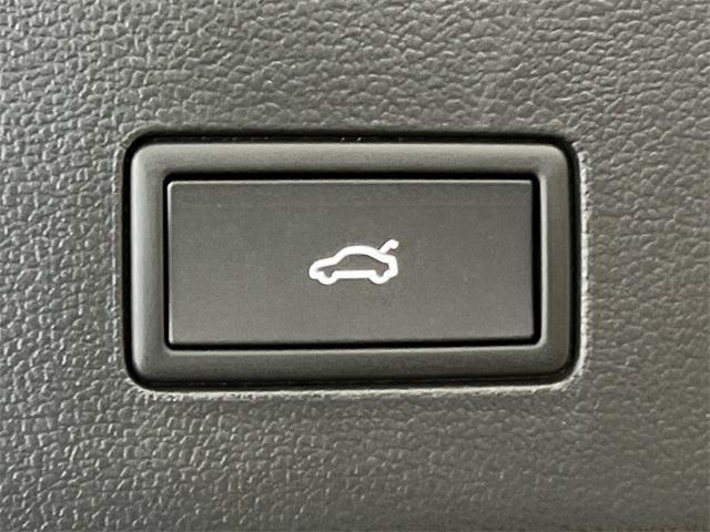 new 2026 Volkswagen Atlas Cross Sport car, priced at $51,824