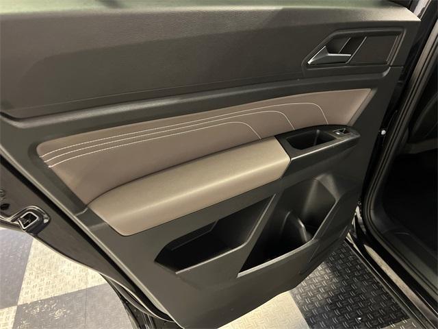 used 2021 Volkswagen Atlas Cross Sport car, priced at $23,997