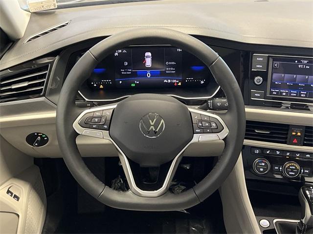 new 2024 Volkswagen Jetta car