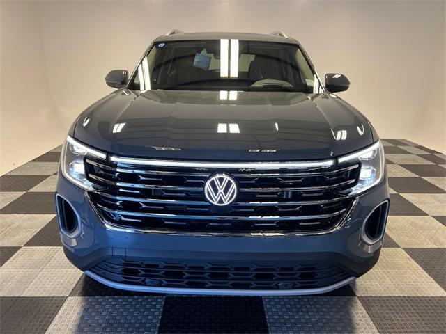 new 2025 Volkswagen Atlas car, priced at $48,018