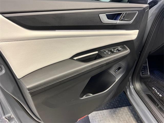 new 2026 Volkswagen Atlas Cross Sport car, priced at $53,761