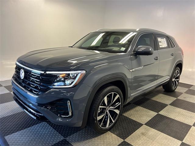 new 2026 Volkswagen Atlas Cross Sport car, priced at $53,761