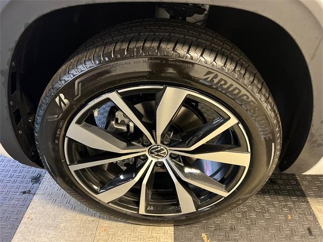 new 2026 Volkswagen Atlas car, priced at $53,883