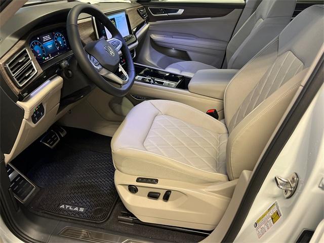new 2026 Volkswagen Atlas car, priced at $53,883