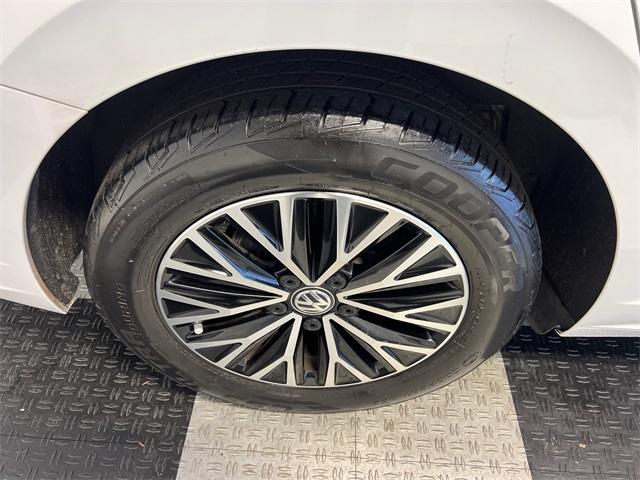 used 2021 Volkswagen Jetta car, priced at $16,997