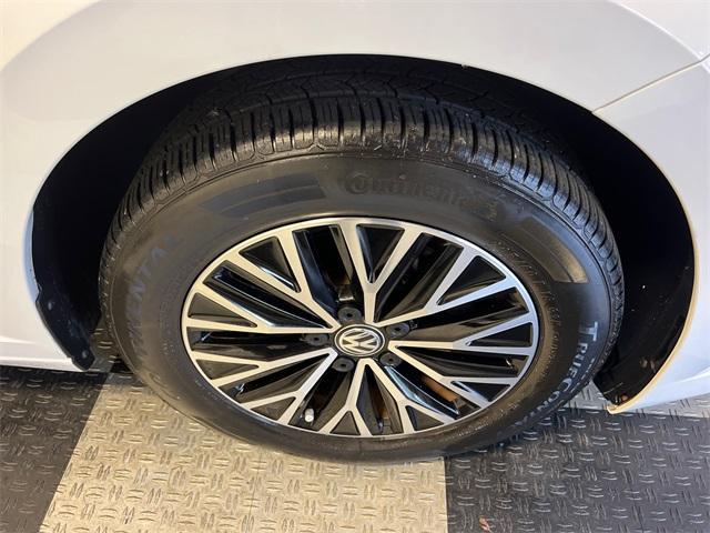 used 2021 Volkswagen Jetta car, priced at $16,997