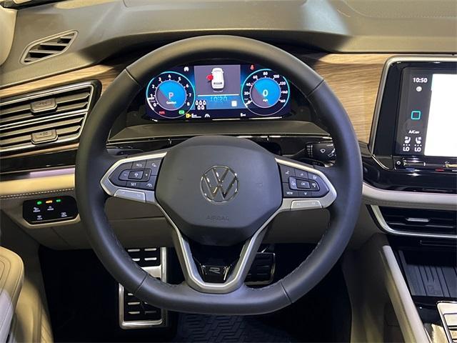 new 2025 Volkswagen Atlas car, priced at $52,105