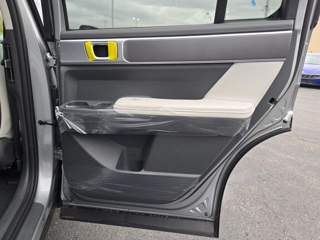 new 2026 Hyundai SANTA FE HEV car, priced at $37,998