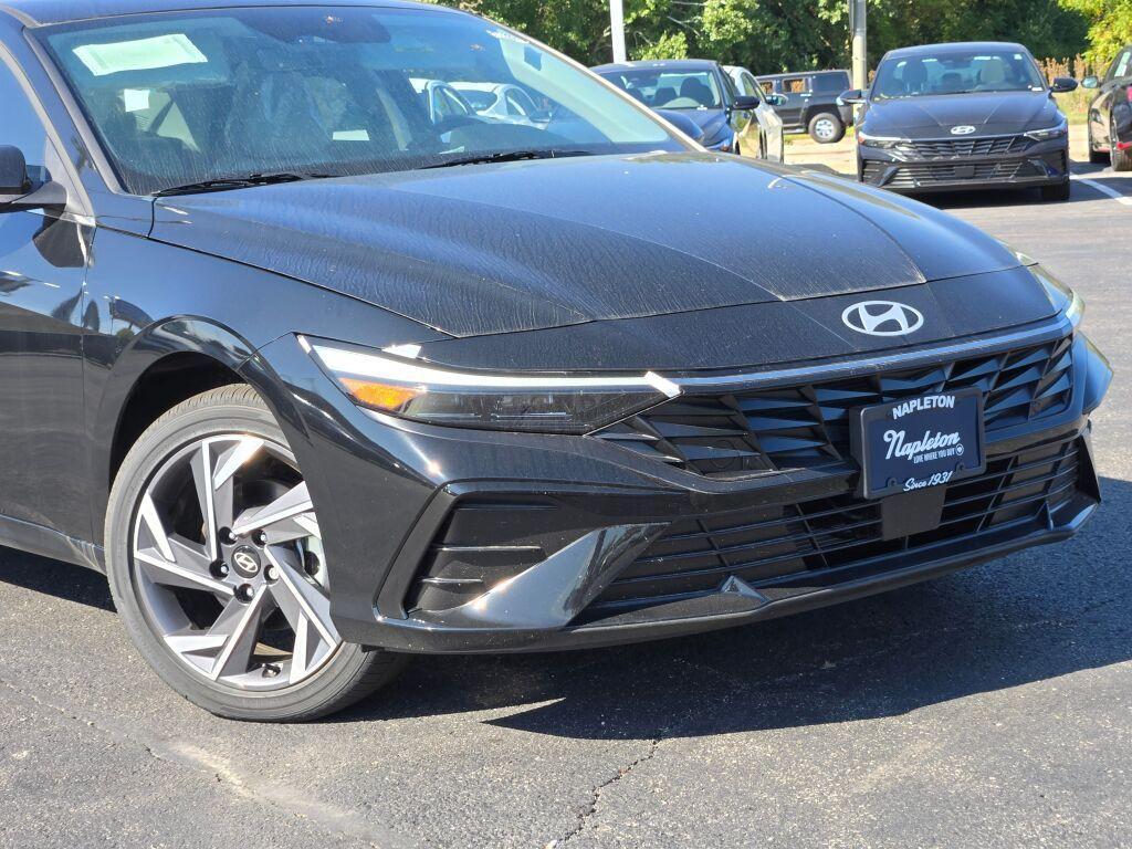 used 2025 Hyundai ELANTRA HEV car, priced at $28,788