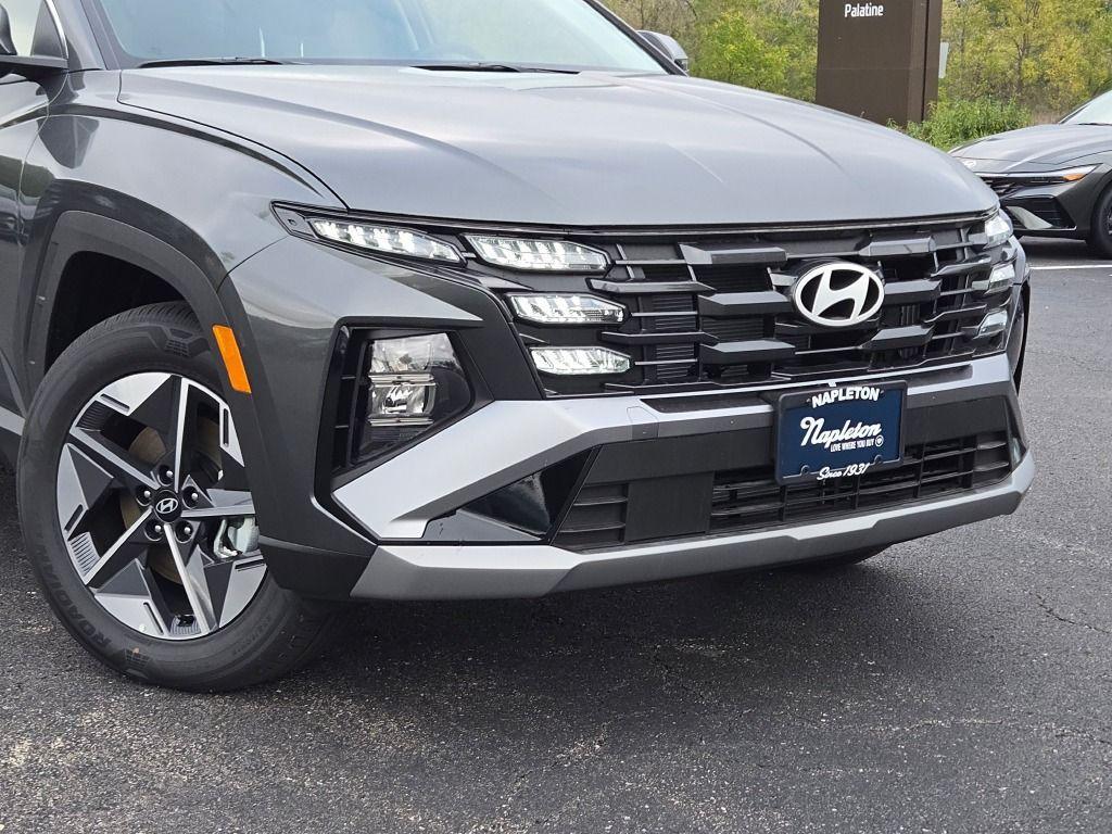new 2025 Hyundai TUCSON Hybrid car, priced at $33,897