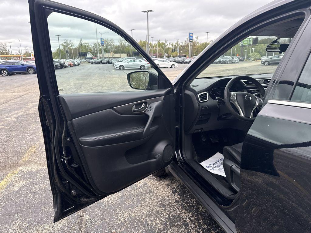 used 2014 Nissan Rogue car, priced at $9,863