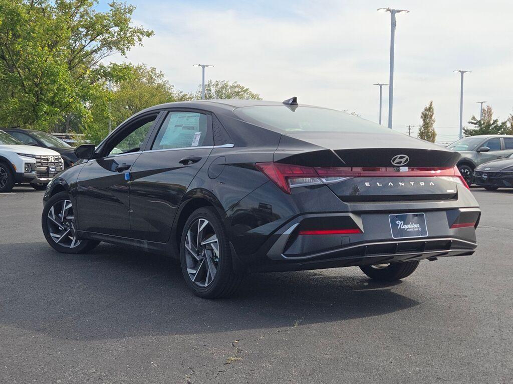 new 2025 Hyundai ELANTRA HEV car, priced at $28,936