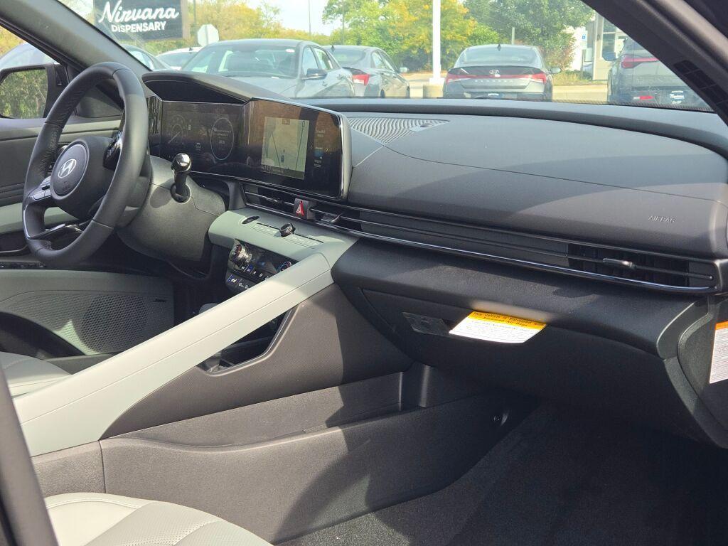 new 2025 Hyundai ELANTRA HEV car, priced at $28,936