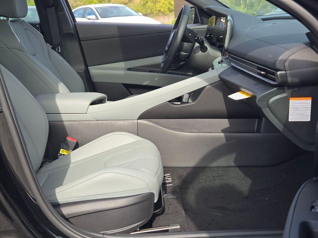 new 2025 Hyundai ELANTRA HEV car, priced at $28,936