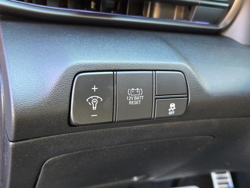 new 2025 Hyundai ELANTRA HEV car, priced at $27,092