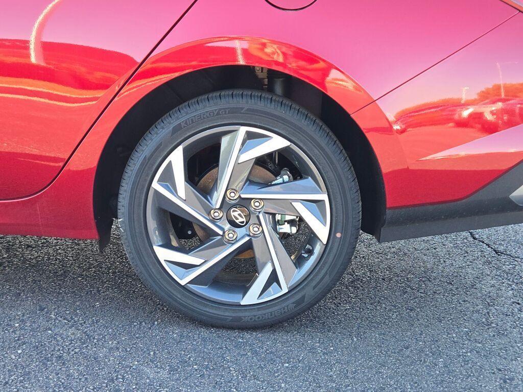 new 2025 Hyundai ELANTRA HEV car, priced at $27,092