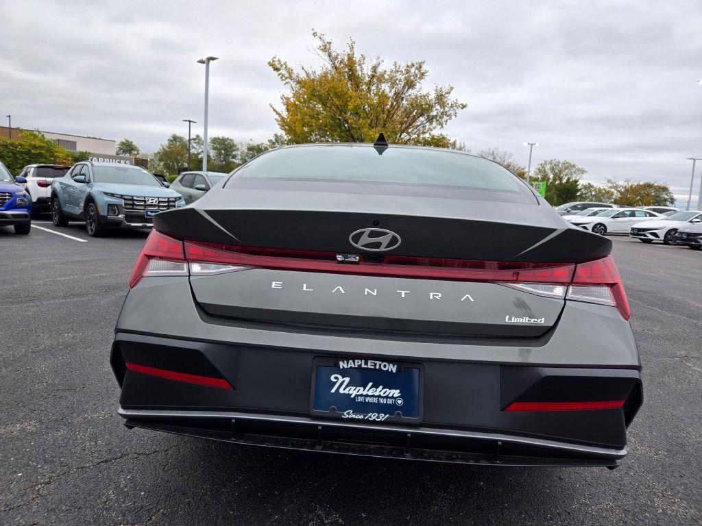 new 2025 Hyundai Elantra car, priced at $28,057