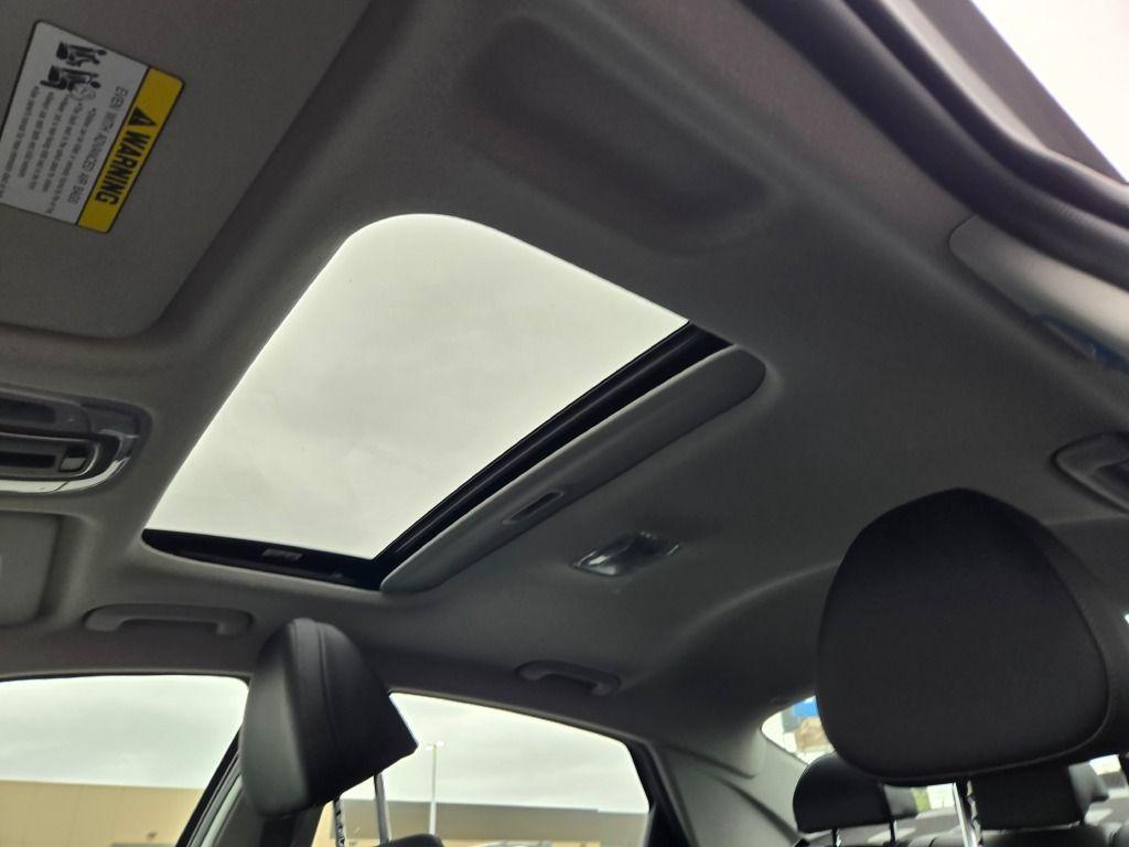 new 2025 Hyundai Elantra car, priced at $28,057