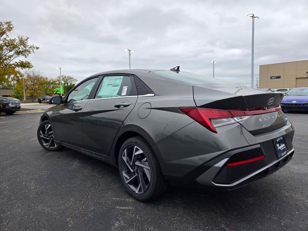 new 2025 Hyundai Elantra car, priced at $28,057