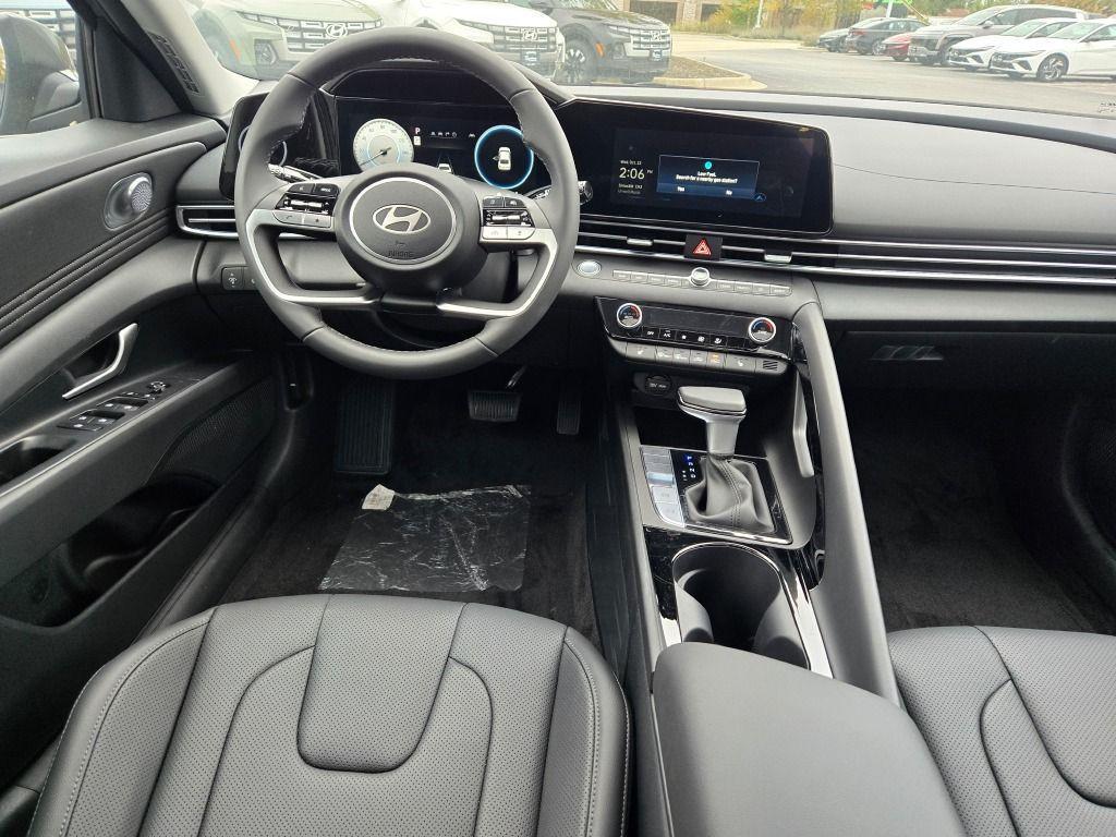 new 2025 Hyundai Elantra car, priced at $28,057