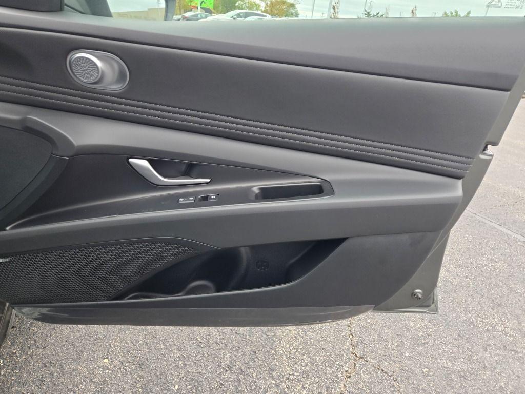 new 2025 Hyundai Elantra car, priced at $28,057