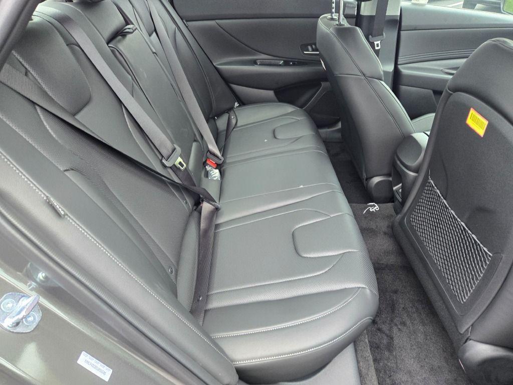new 2025 Hyundai Elantra car, priced at $28,057