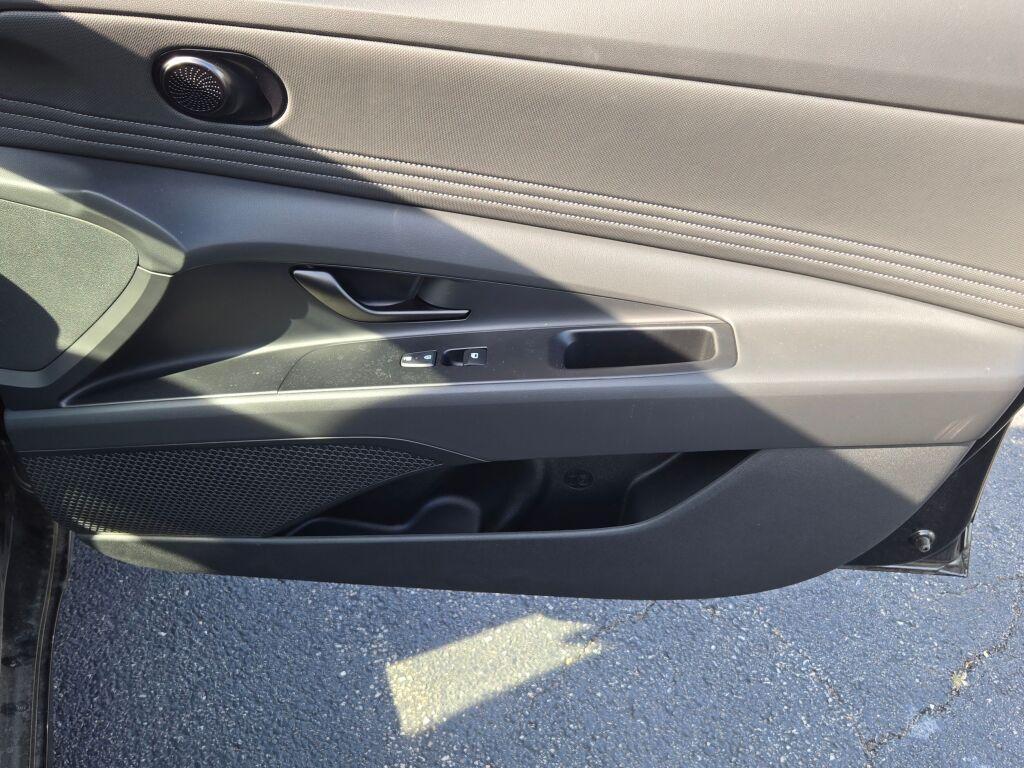 new 2025 Hyundai ELANTRA HEV car, priced at $26,602