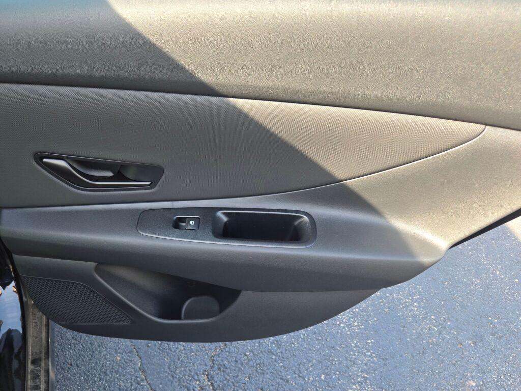 new 2025 Hyundai ELANTRA HEV car, priced at $26,602