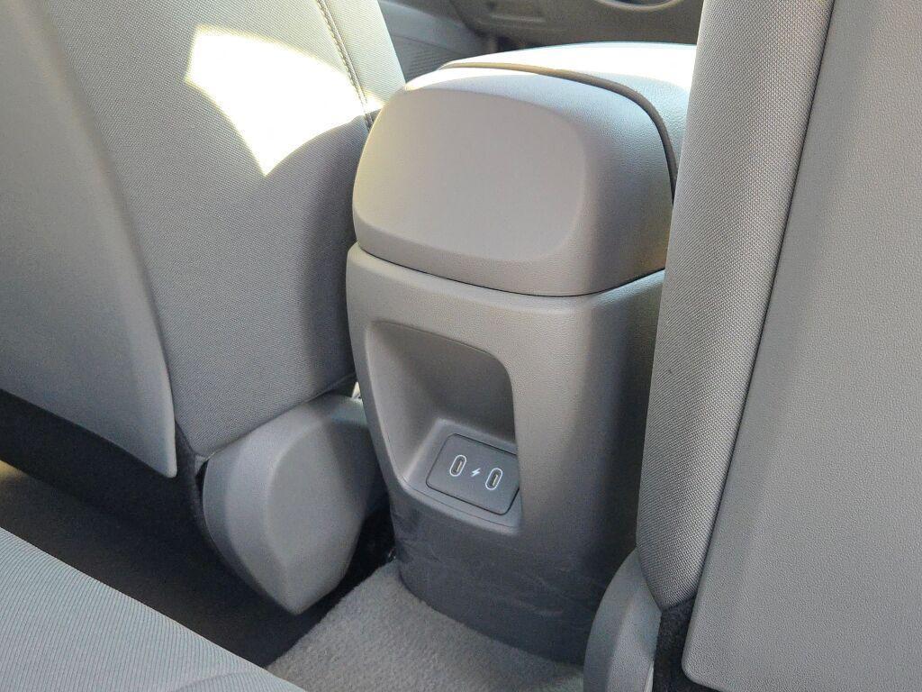 new 2025 Hyundai Elantra car, priced at $24,660