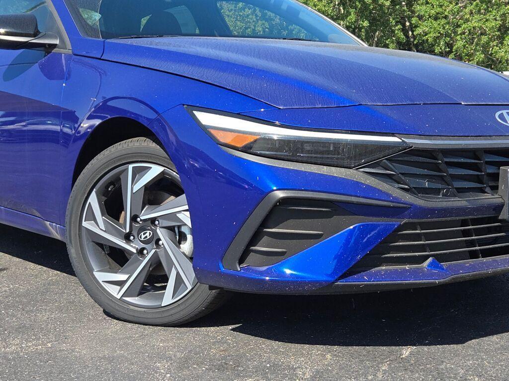 new 2025 Hyundai ELANTRA HEV car, priced at $26,602