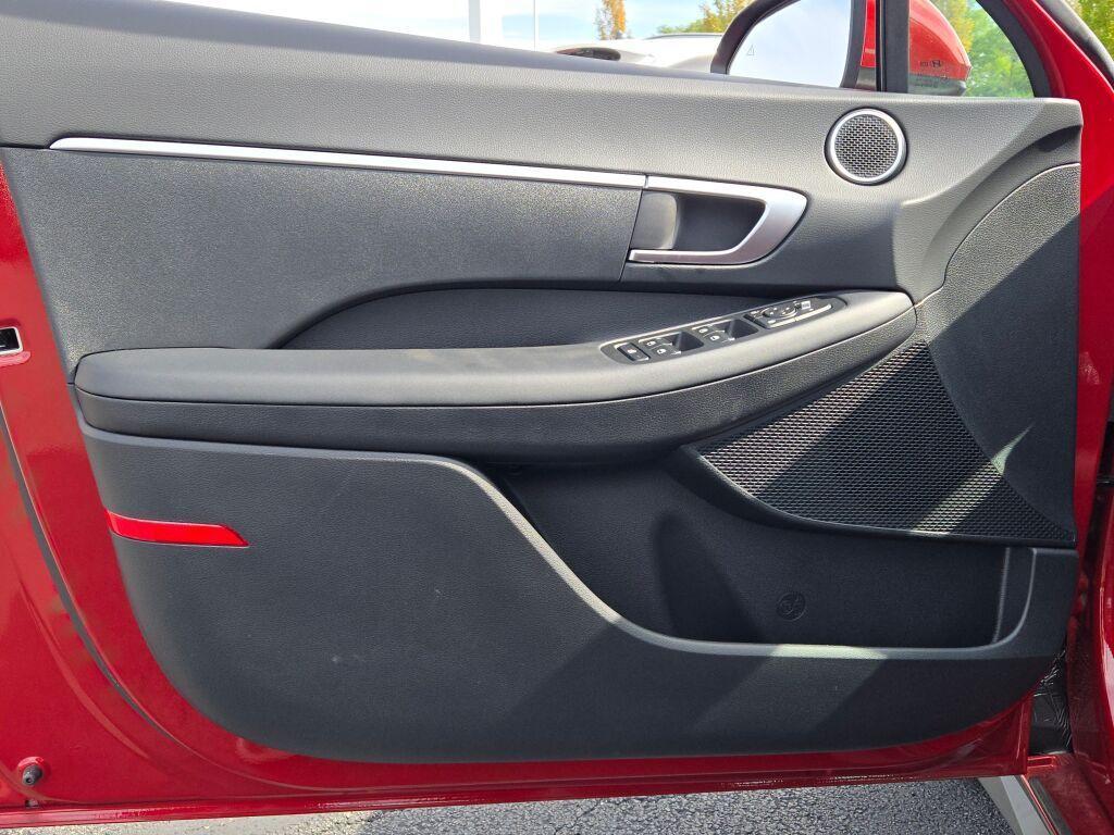 new 2025 Hyundai Sonata car, priced at $25,407