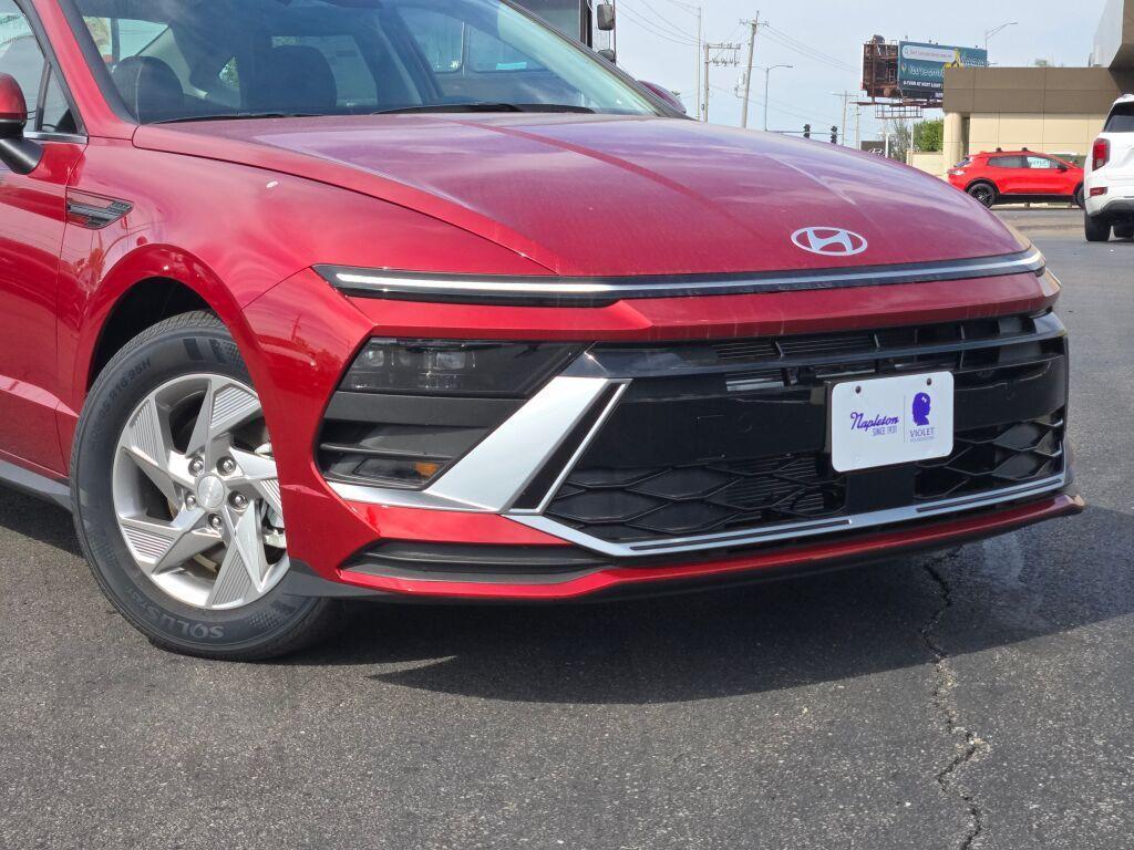 new 2025 Hyundai Sonata car, priced at $25,407