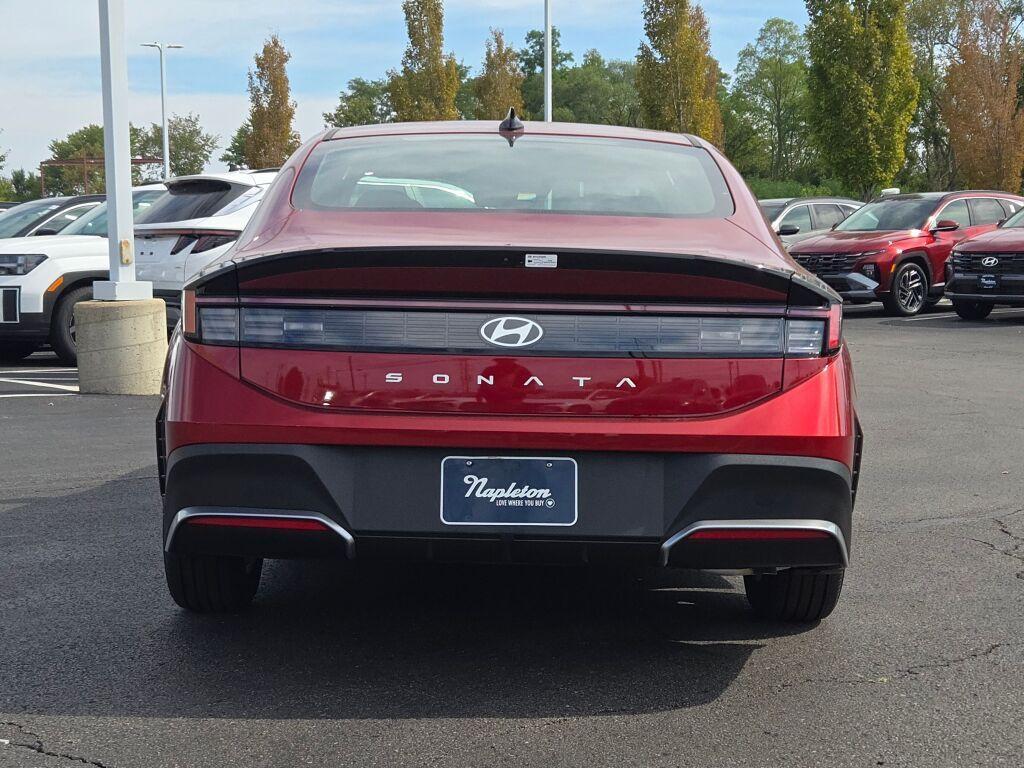 new 2025 Hyundai Sonata car, priced at $25,407