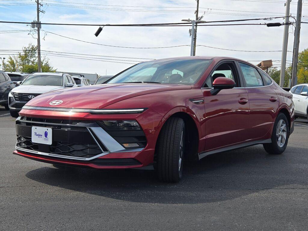 new 2025 Hyundai Sonata car, priced at $25,407